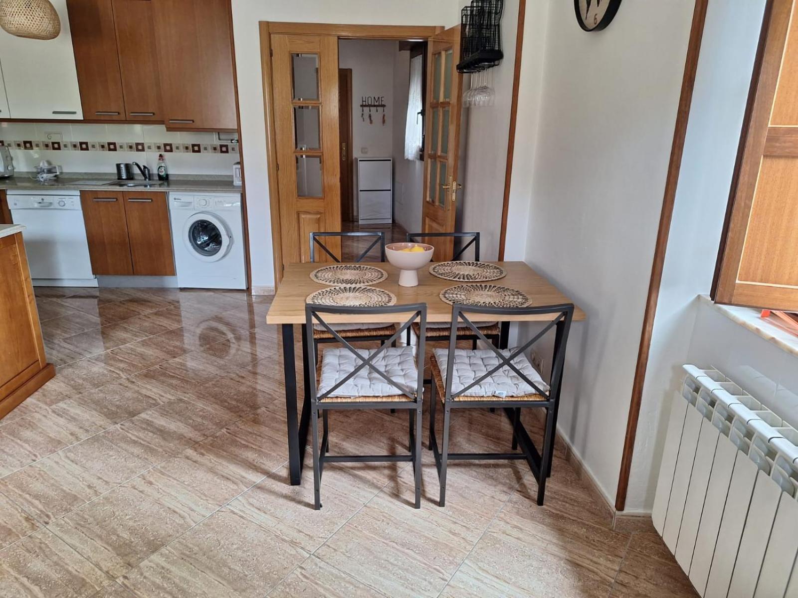 Apartamento La Santina Y Su Jardin Avilés Exterior foto